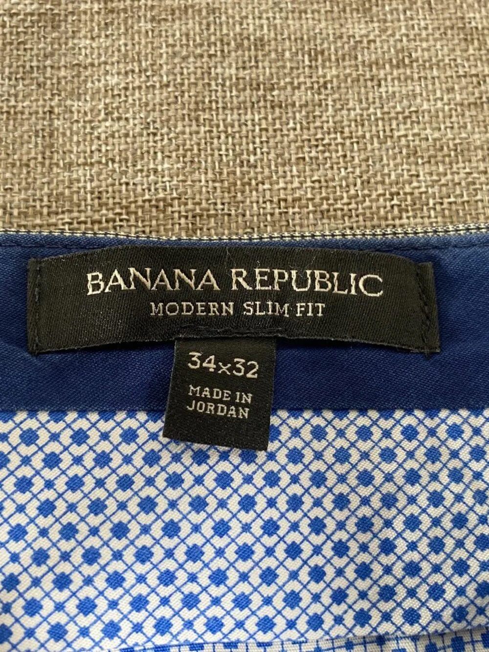 Banana Republic brand banana